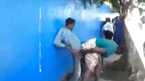 Claudia Maries Cunt भरिएको Goo भित्र